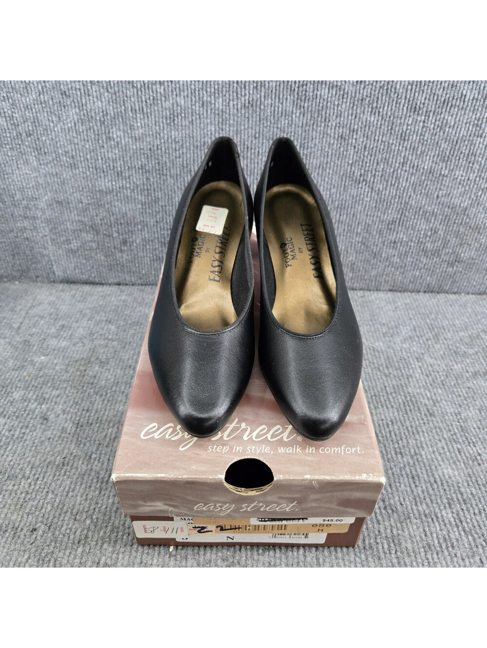 Easy Street Magic Mid Black Synthetic Pumps 8N